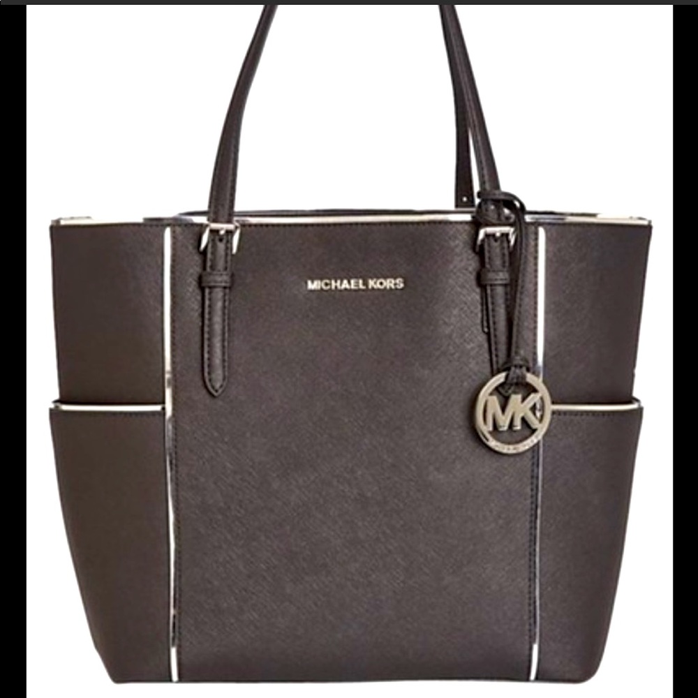 Michael Kors Jet Set leather purse